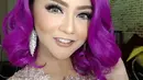 Penyanyi dangdut itu mengaku miris dengan komentar netizen. Bahkan, ia melihat banyak komentar yang seperti tak berpendidikan. (instagram/jenitajanet)