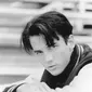 Mengenang Gaya Rambut Tommy Page yang Ikonis (Foto: Pinterest)