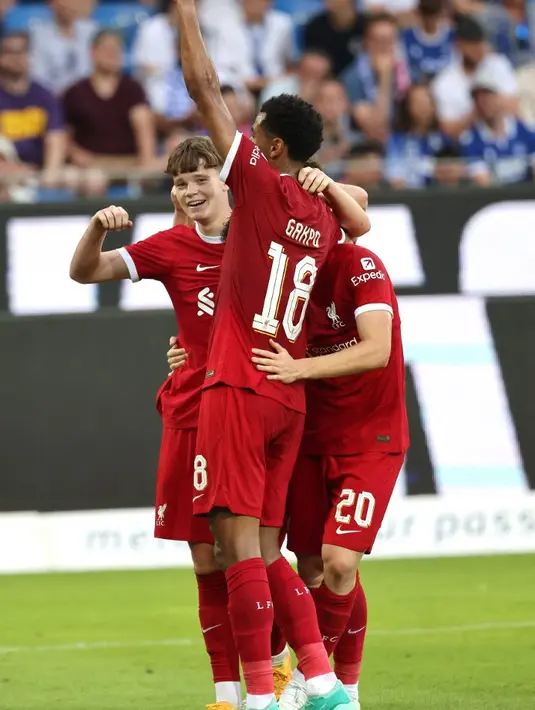 <p>The Reds sudah membuka keunggulan ketika laga baru berjalan tiga menit. (Daniel ROLAND/AFP)</p>