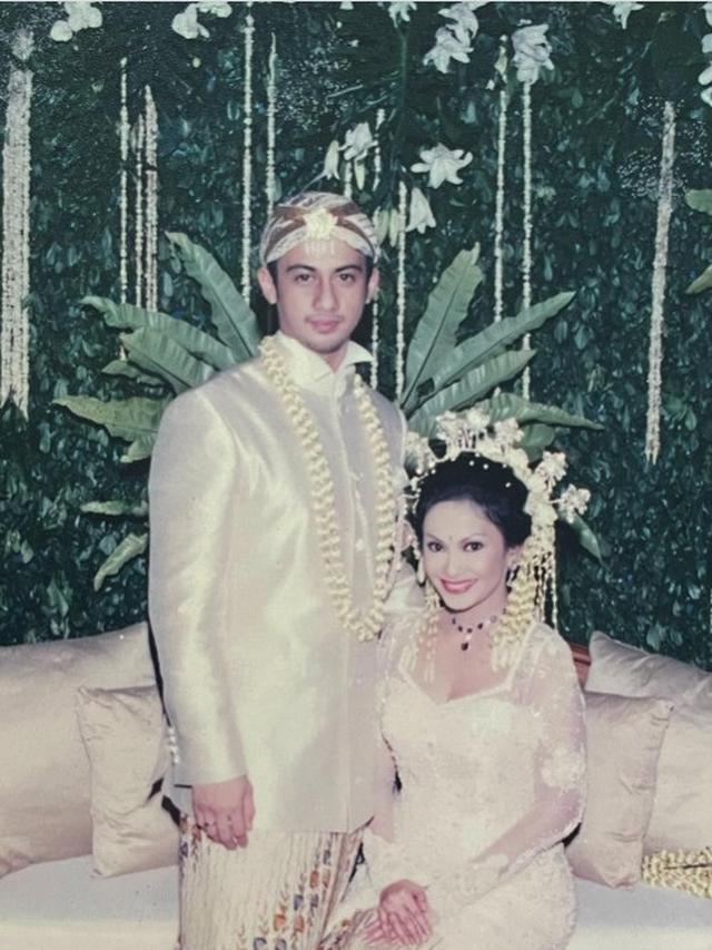 Potret Ersa Mayori dan suami (Sumber: Instagram/ersamayori)