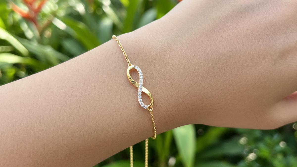 10 Model Gelang Emas 2 Gram Rantai Kecil Kombinasi Terbaru 2025, Stylish