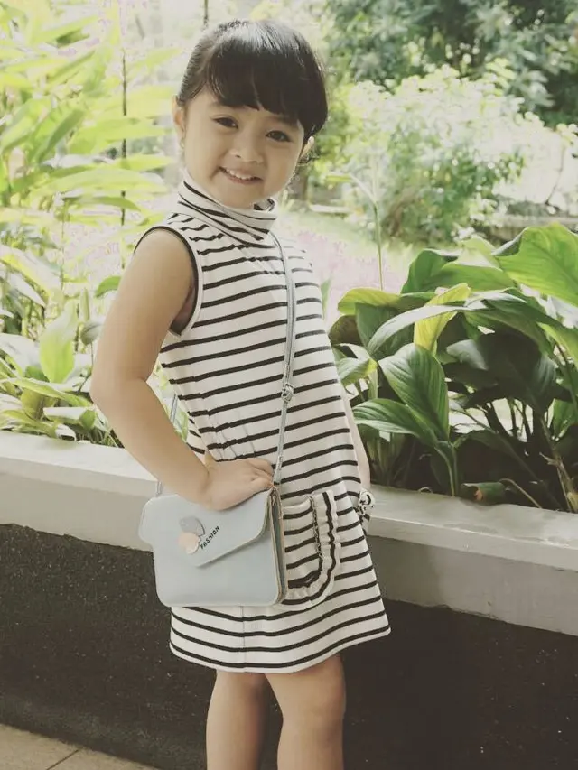Kerap Muncul di FTV Suara Hati Istri, Ini 6 Potret Artis Cilik Naqueenza Vevila Arissa