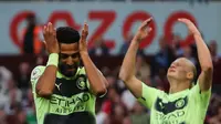 Gelandang Manchester City Riyad Mahrez bereaksi setelah gagal mencetak gol dalam pertandingan Liga Inggris melawan Aston Villa di Stadion Villa Park, Birmingham, Sabtu, 3 September 2022. Geoff Caddick / AFP)