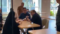 Anies Baswedan Jenguk Andrie Yunus di RSCM, Titip Sepucuk Surat Berisi Pesan Perjuangan