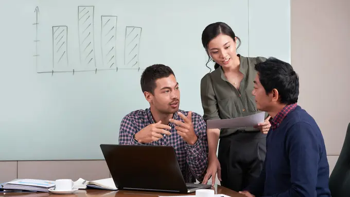 5 Alasan Mengapa Cancer Bisa Jadi Rekan Kerja Terbaikmu - Cover