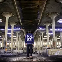 Gedung bekas Pasar Johar yang terbakar ternyata jadi tempat favorit untuk mereka yang doyan selfie. Ini buktinya!
