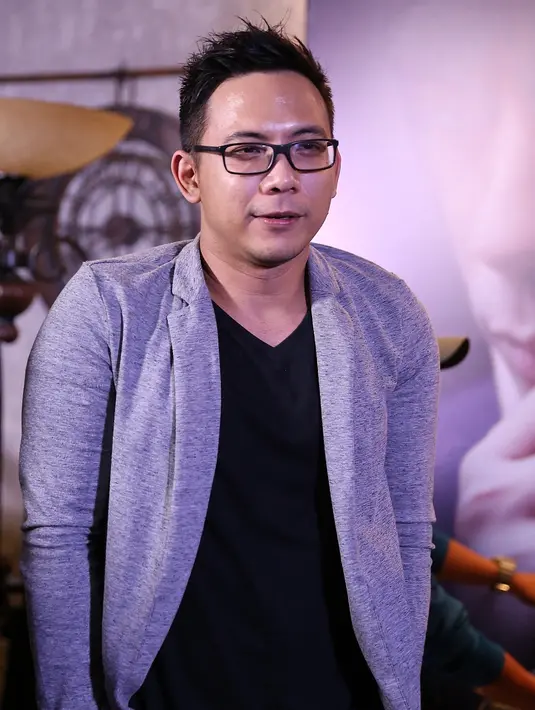 Selama ini, salah satu yang menjadi konfil keretakan rumah tangganya adalah terkait KDRT dan soal nafkah. Kuasa hukum David, Ina Rahman dan ibunda David membantah keduanya. (Nurwahyunan/Bintang.com)