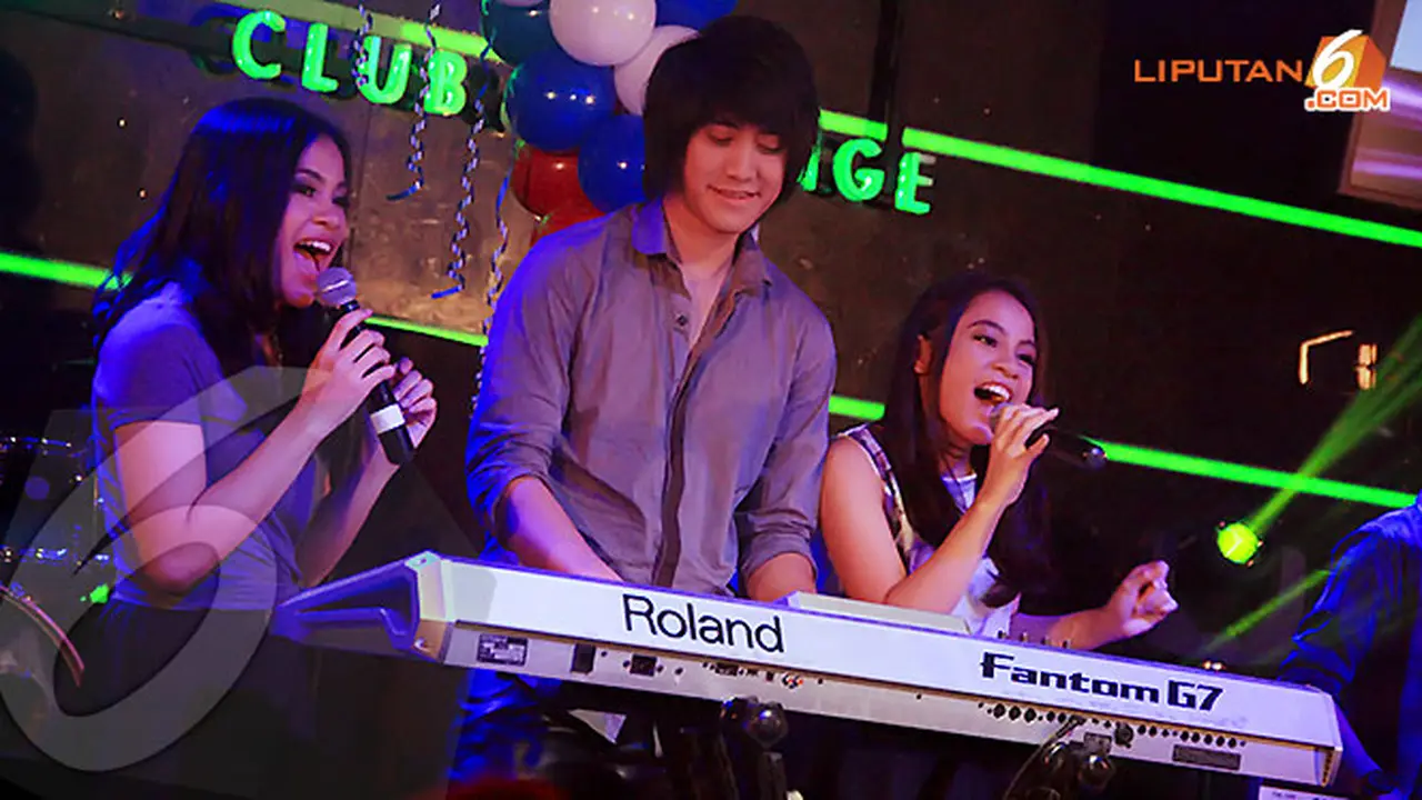 kevin-aprilio-131014c.jpg