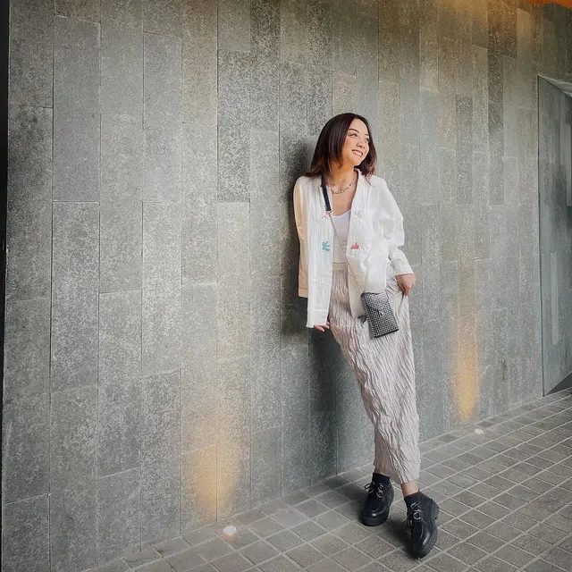 Berprofesi Sebagai Seorang Model dan Selebgram