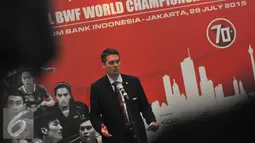 President BWF, Paul Erick Hoyer memberikan keterangan pers dalam acara total world championships 2015 di Jakarta, Selasa (28/7/2015). Indonesia menjadi tuan rumah turnamen bulu tangkis yang akan ikuti 400 pemain kelas dunia. (Liputan6.com/Herman Zakharia)