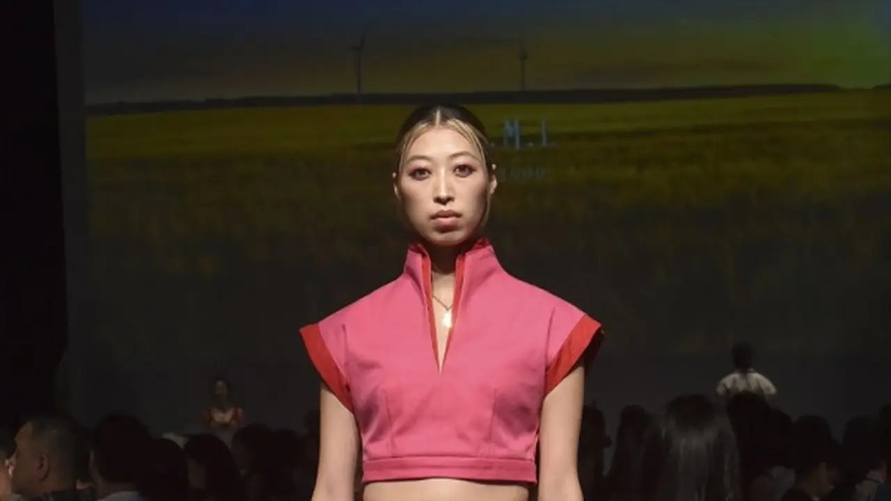 Foto runaway  Rakuten Fashion Week SS2024