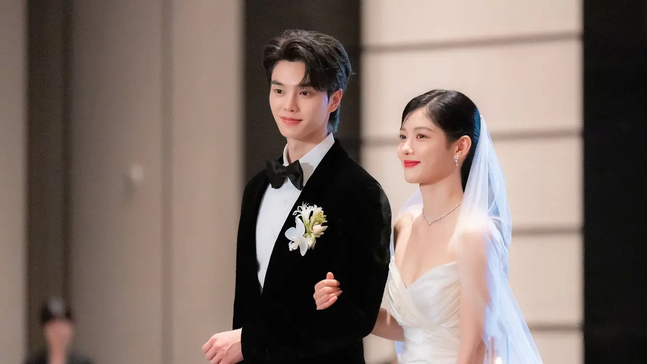 Song Kang dan Kim Yoo Jung di My Demon. (SBS via Soompi)