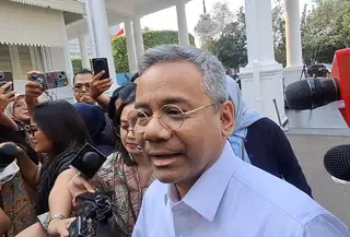 Menteri Keuangan (Menkeu) Suahasil Nazara dipanggil Presiden Prabowo Subianto ke Istana (Lizsa Egeham/Liputan6.com)