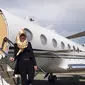 Jeanita Melania, Pramugari Berhijab yang Bekerja di Jet Pribadi.