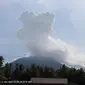 Gunung Ibu di Pulau Halmahera, Maluku Utara, kembali mengalami erupsi, Selasa (9/1/2024), pukul 09.41 WIT. (Liputan6.com/ Dok Magma ESDM)