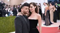 Meski putus, Bella Hadid dan The Weeknd tak benar-benar saling melupakan. (Mike Coppola / AFP)