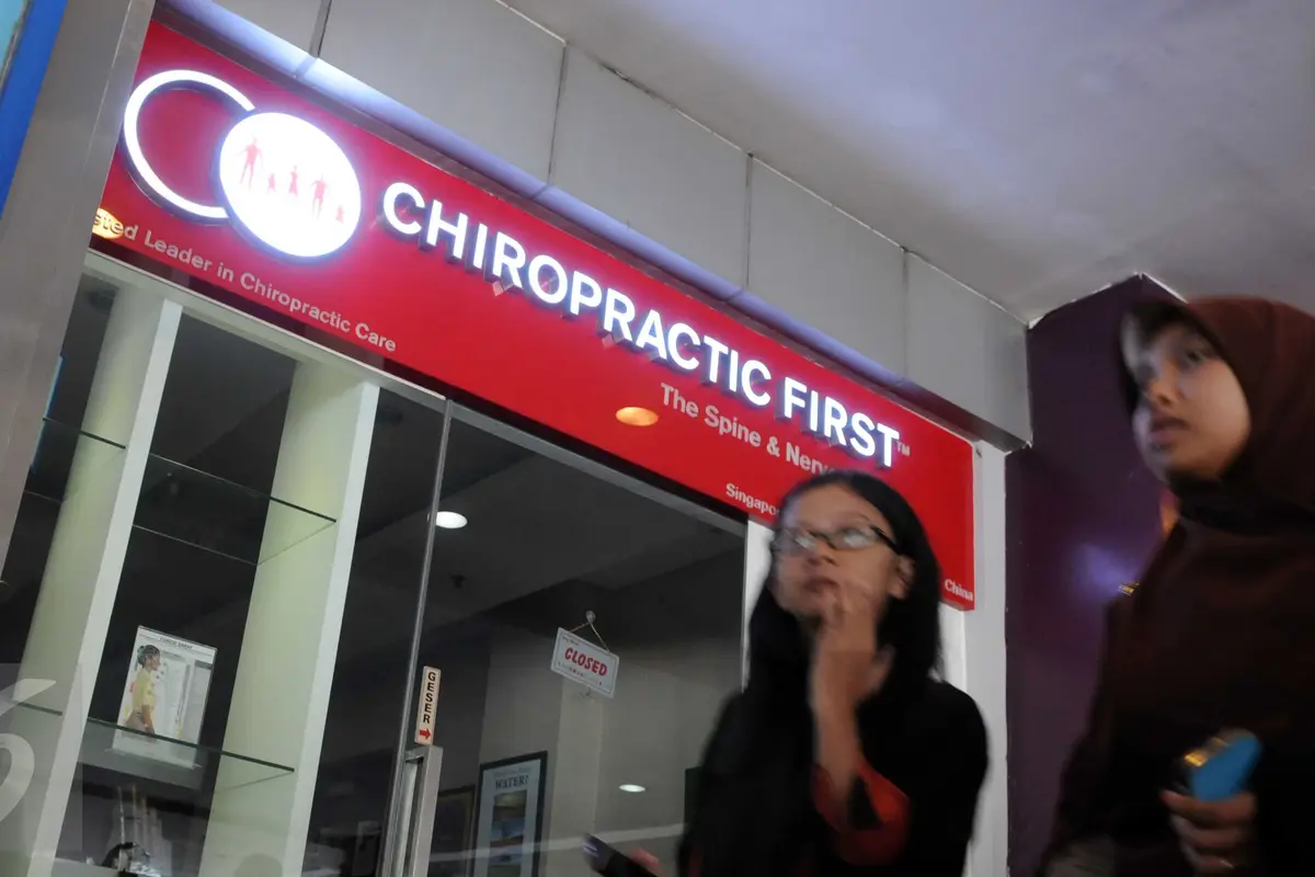 20160107- Klinik Chiropractic First-Jakarta-Helmi Afandi