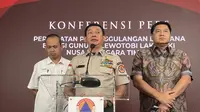 Gunung Lewotobi Laki-Laki Erupsi, BNPB: 11.553 Orang Mengungsi di 8 Titik