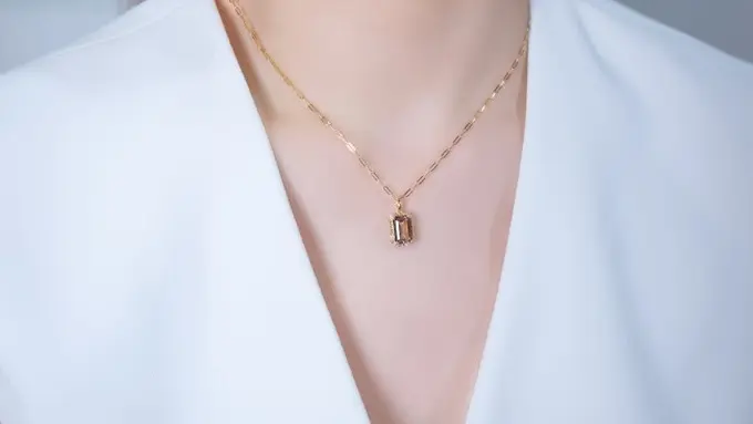 Ilustrasi Model Kalung Emas 24 Karat (Credit: Michiru Mori/Unsplash)