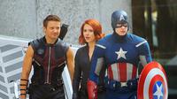 Hawkeye, Captain America dan Black Widow