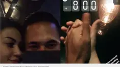 Keduanya seperti memamerkan momen makan malam romantis mereka.