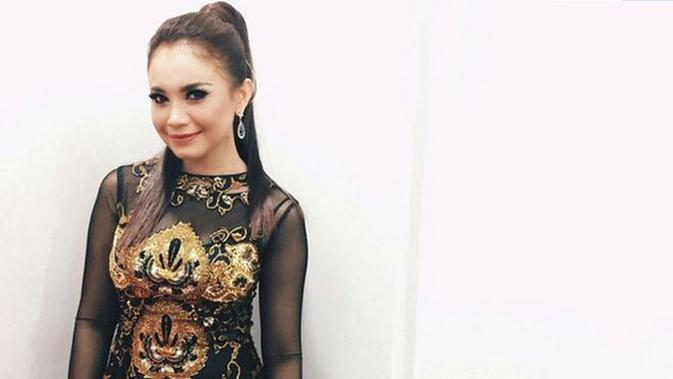 Klarifikasi Rossa Soal Kabar Akan Menikah Dengan Afgan News Entertainment Fimela Com