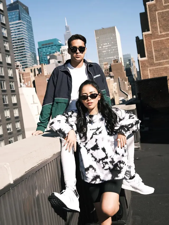 Susul ke Amerika, Ini 6 Potret Rachel Vennya Bareng Salim Nauderer di New York