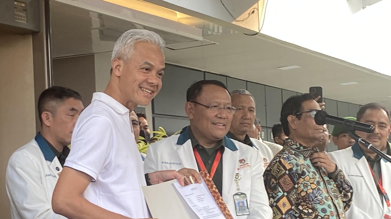 Ganjar Pranowo dan Mahfud Md Rampung Tes Kesehatan di RSPAD Gatot Soebroto