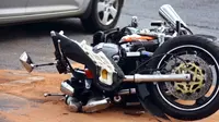 Kronologi Pelajar Tewas Terlindas Bus karena Motor Tersangkut Kabel