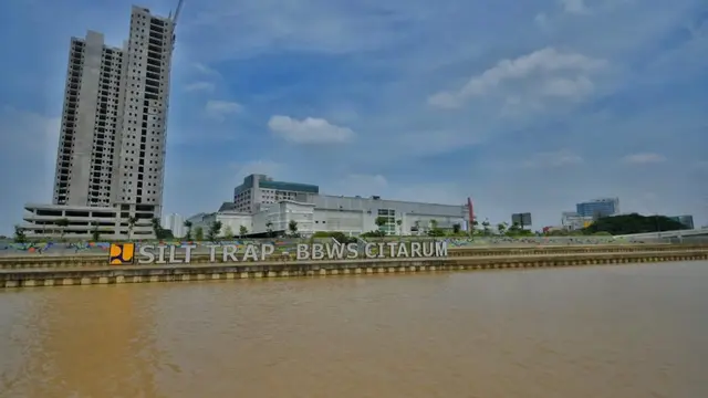 Sungai Kalimalang.