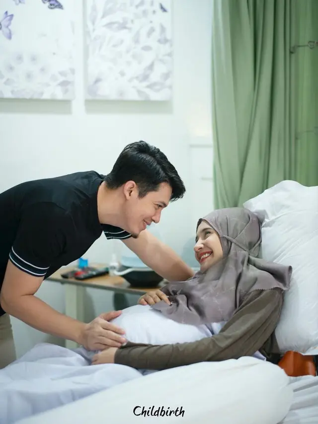 10 Tahun Menanti, Ini 8 Momen Perjuangan Zaskia Sungkar Lahirkan Anak Pertama