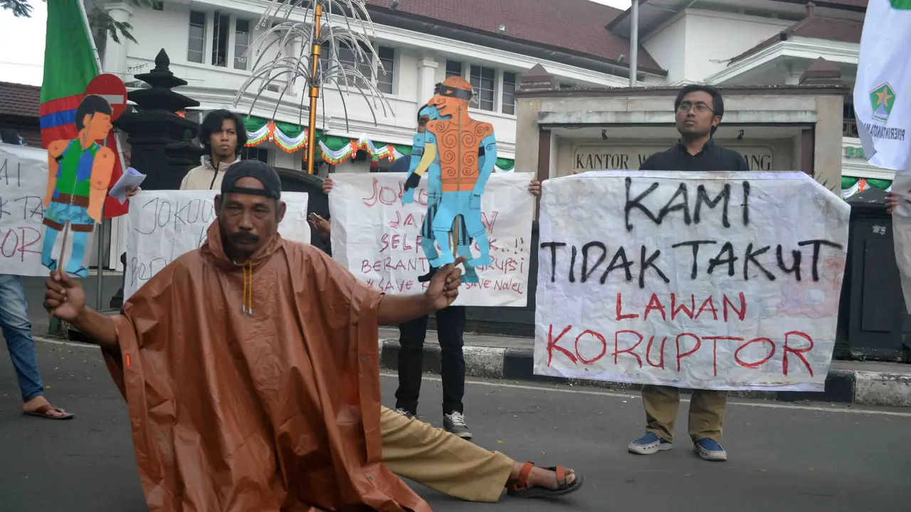 Pengiat Antikorupsi sampai Pendongeng Dukung Novel Baswedan