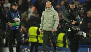 Ekspresi manajer Chelsea, Enzo Maresca, usai laga lawan Ajax Amsterdam di matchday 3 league phase Liga Champions 2025/2026 di Stamford Bridge, Kamis (23/10/2025). (AP Photo/Alastair Grant)