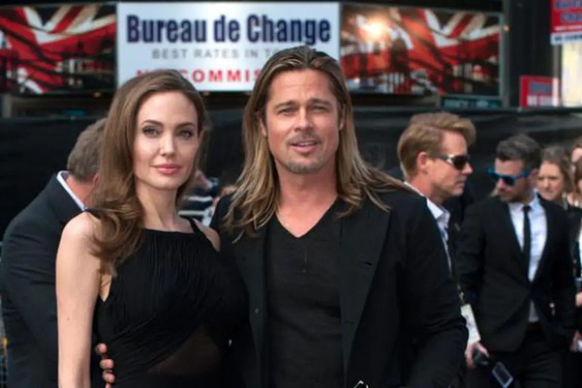 [Bintang] Angelina Jolie dan Brad Pitt