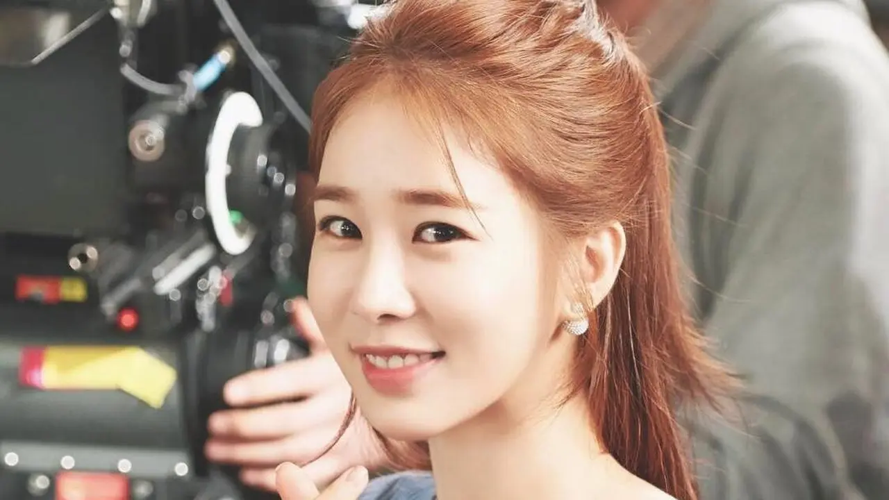 Yoo In Na