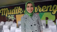Mudik Sederhana Arzetti Bilbina Bareng Keluarga Besar