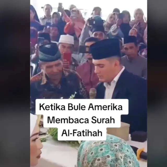 Viral Marinir AS Baca Al Fatihah dan Pakai Seragam Militer Saat Nikahi Gadis NTB.