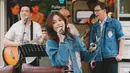 Di sini, Brisia Jodie tampil kasual dengan outfit denim on denim. [Foto: Instagram/brisiajodie96]