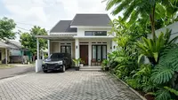 9 Halaman Rumah Tanpa Rumput yang Tetap Sejuk dan Sedap Dipandang, Estetik