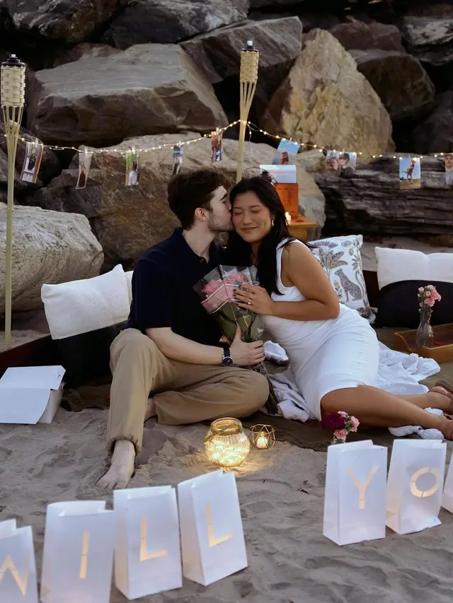 6 Potret Deluna Darmawan Anak Sambung Terry Putri Dilamar Pacar Bule di Pantai