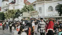 Ilustrasi masyarakat, norma. (Photo by muhammad arief on Unsplash)