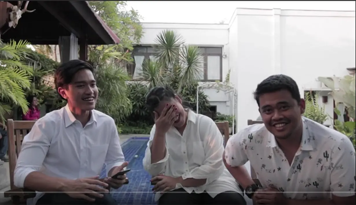 Berdasarkan keterangan kakaknya, Gibran Rakabuming, pernikahan Kahiyang Ayu sengaja digelar tengah minggu, yakni pada hari Rabu. Keputusan itu diambil, lantaran menghindari kesulitan menggelar pernikahan di akhir pekan. (youtube)