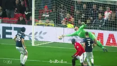 Meskipun menderita kekalahan dari West Brom, keahlian David De Gea tak bisa diremehkan. Berikut aksi penyelamatan terbaik pekan ini. This video is presented by Ballball.