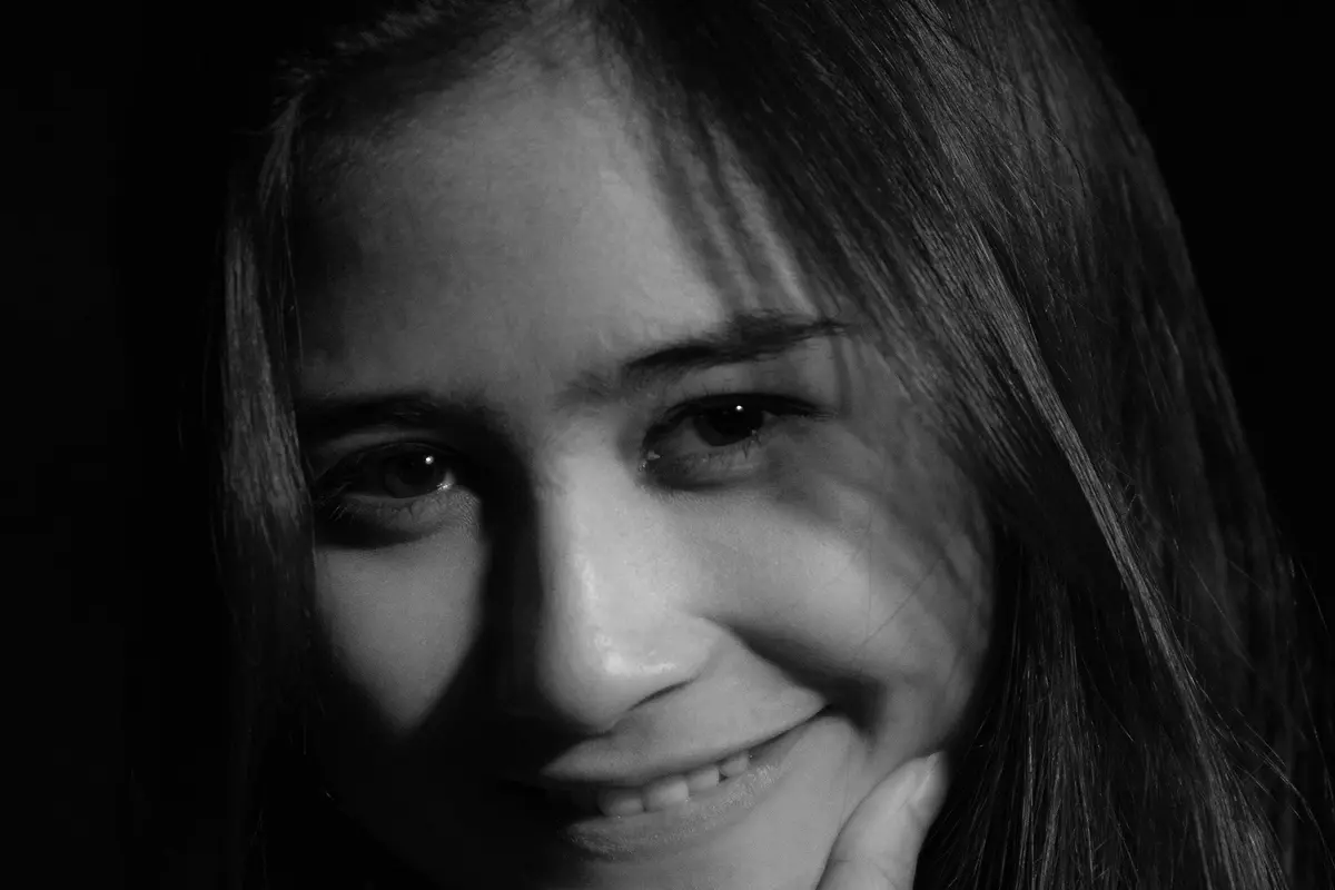 [Bintang] Prilly Latuconsina