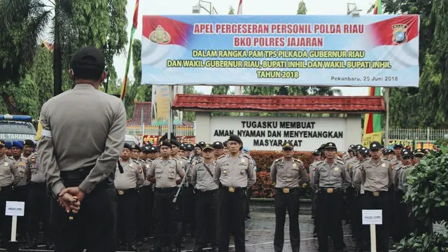 Personel polisi