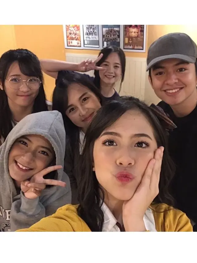 Didoakan Berjodoh, Ini 6 Momen Kebersamaan Angga Yunanda dan Zara JKT48