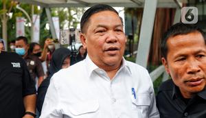 Nama SF Hariyanto menjadi sorotan usai istrinya, Adrias, viral memamerkan harta dan gaya hidup mewah di media sosial. (Liputan6.com/Angga Yuniar)