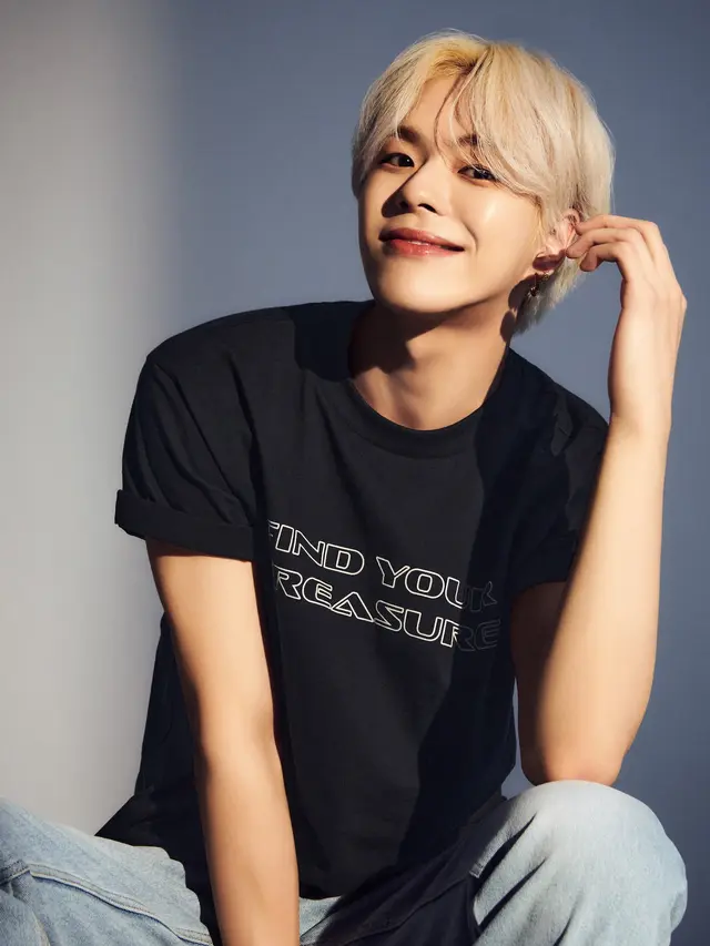 Koleksi "BOY" UT Find Your Treasure Uniqlo