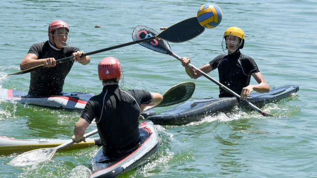 Canoe polo