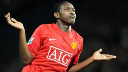 Manchester United's English forward Danny Welbeck celebrates after scoring the fourth goal during the English Premiership football match against Stoke City at Old Trafford, Manchester, on November 15, 2008. AFP PHOTO/ANDREW YATES